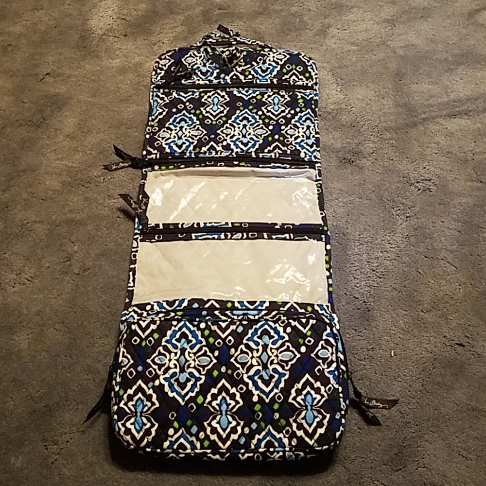 Vera Bradley makeup/toiletries hanging organizer